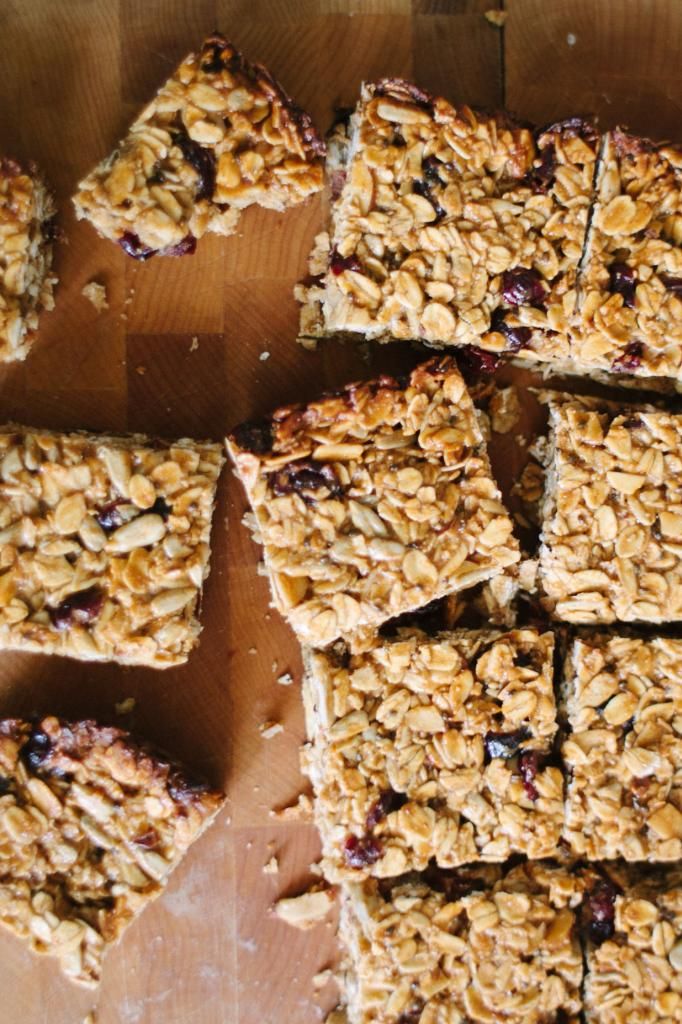 Chewy Granola Bars with Peanut Butter, Nuts, and Cranberries Honey & Brie