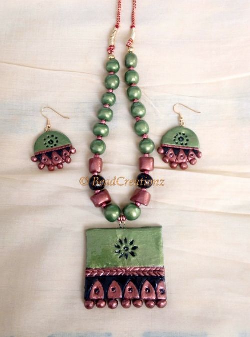 Metallic green and copper polymer clay set ~ Terracotta necklace set | Bead Creationz 