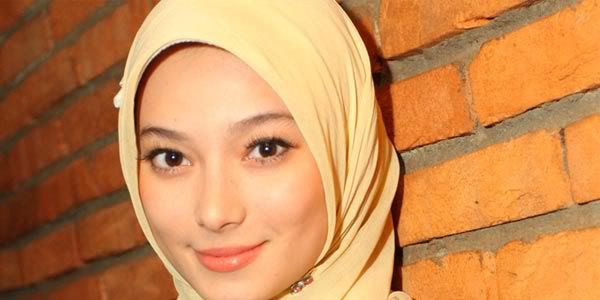 asmirandah artis muslimah tercantik indonesia gambar