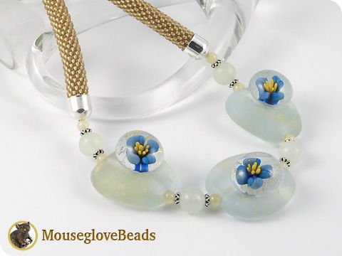 http://mouseglovebeads.livejournal.com