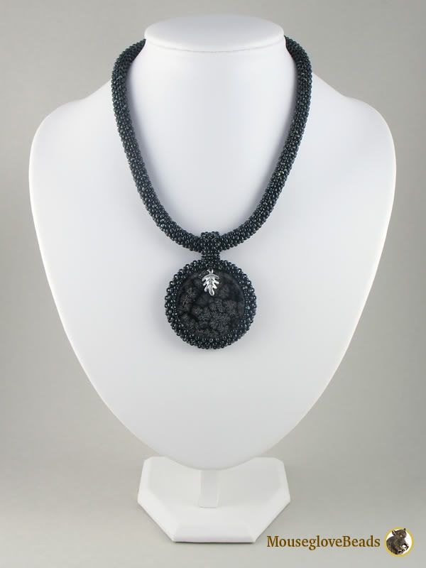 http://http://mouseglovebeads.livejournal.com
