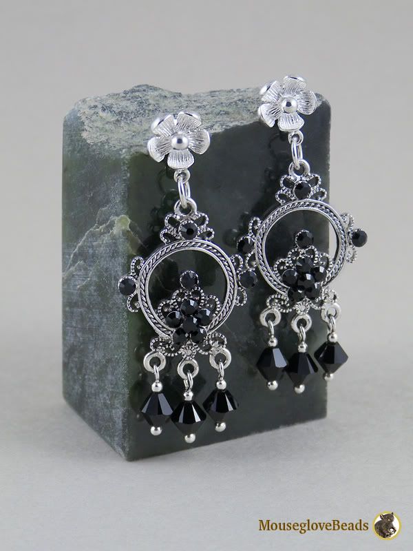 http://mouseglovebeads.livejournal.com