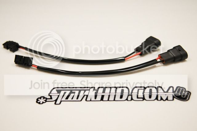  photo DDLT002 Lexus xenon plugs copy.jpg